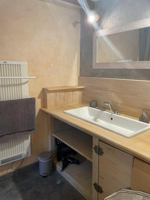 Domaine Saint Claude - Gite , Chambres D'Hotes & Hebergement Insolite Malleval エクステリア 写真